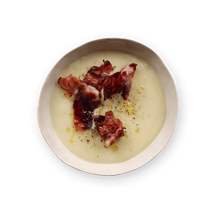 creamy-parsnip-soup-with-crispy-bacon