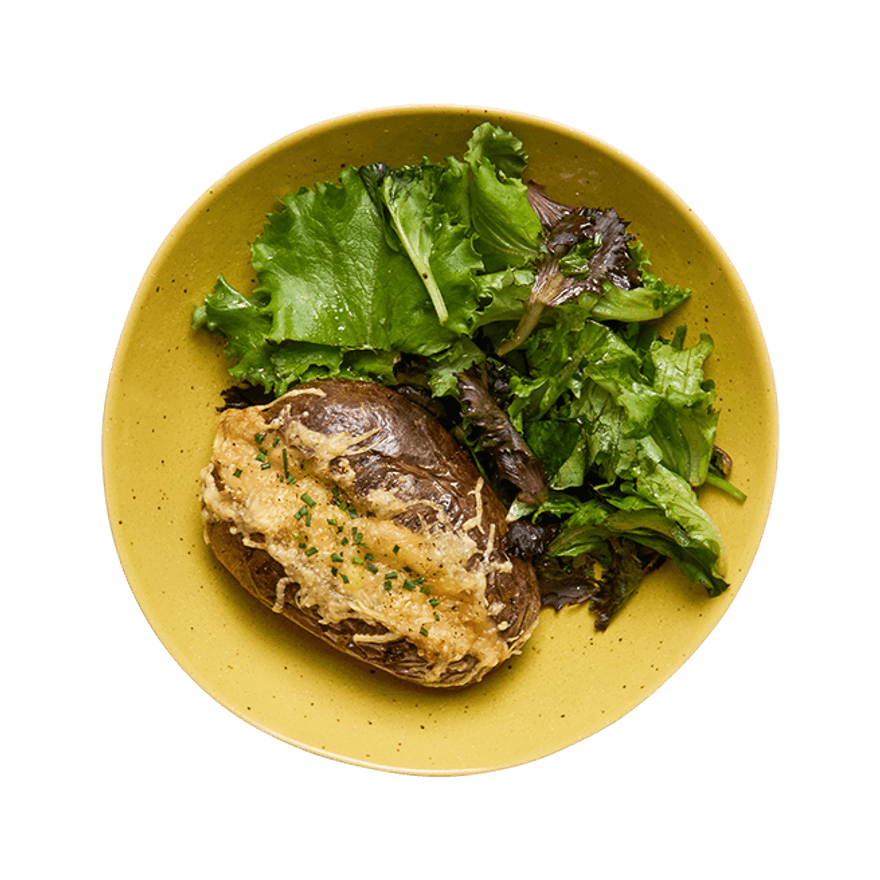 Pommes de terre au thon au four & salade