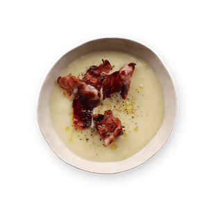 Creamy Parsnip Soup with Crispy Bacon