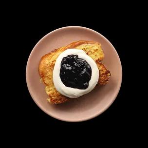 ricotta-and-blueberry-french-toast