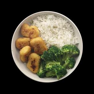chicken-nuggets-with-broccoli-and-rice