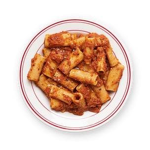 hidden-veggie-saucy-pasta
