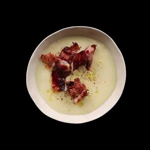 creamy-parsnip-soup-with-crispy-bacon