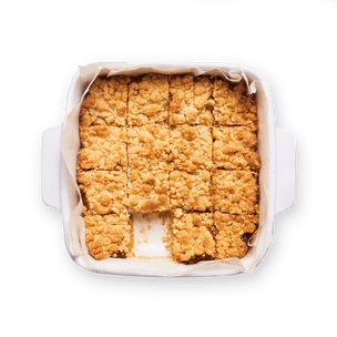 apricot-and-jam-oat-bars